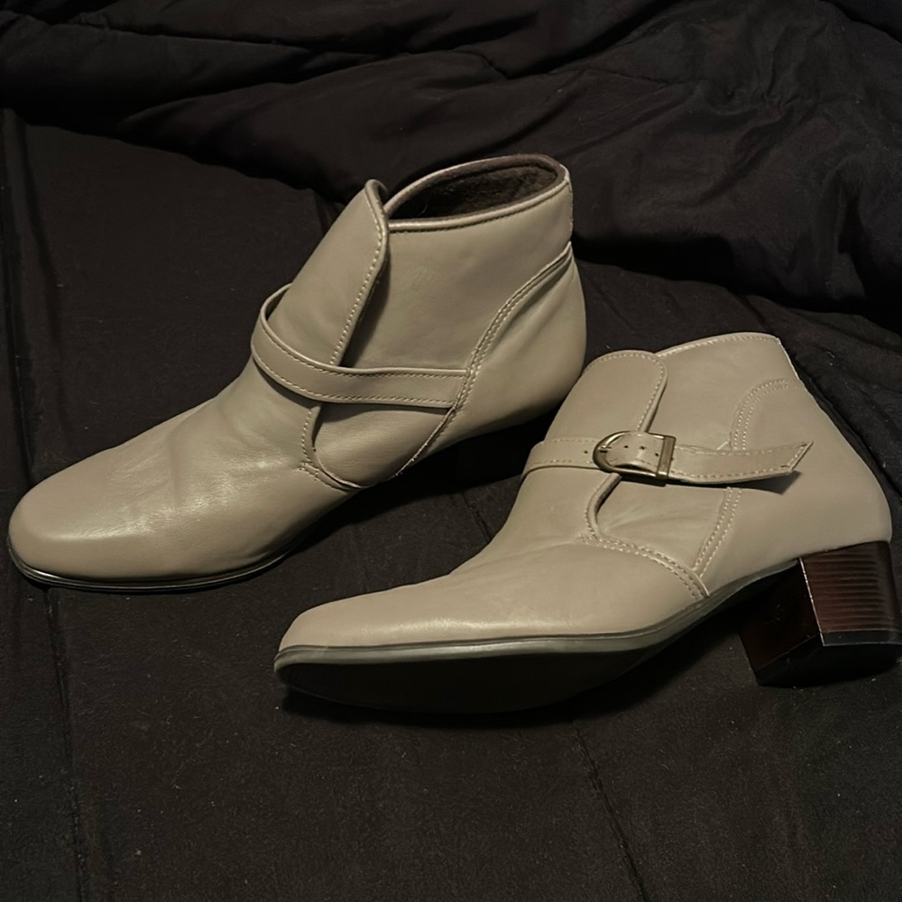 Vintage Style leather boots